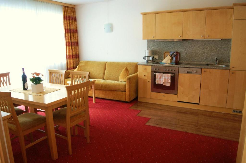 Falkner Appartement Resort Längenfeld Стая снимка